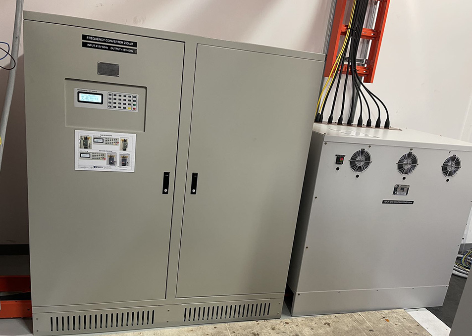 250KVA 频率变换供电